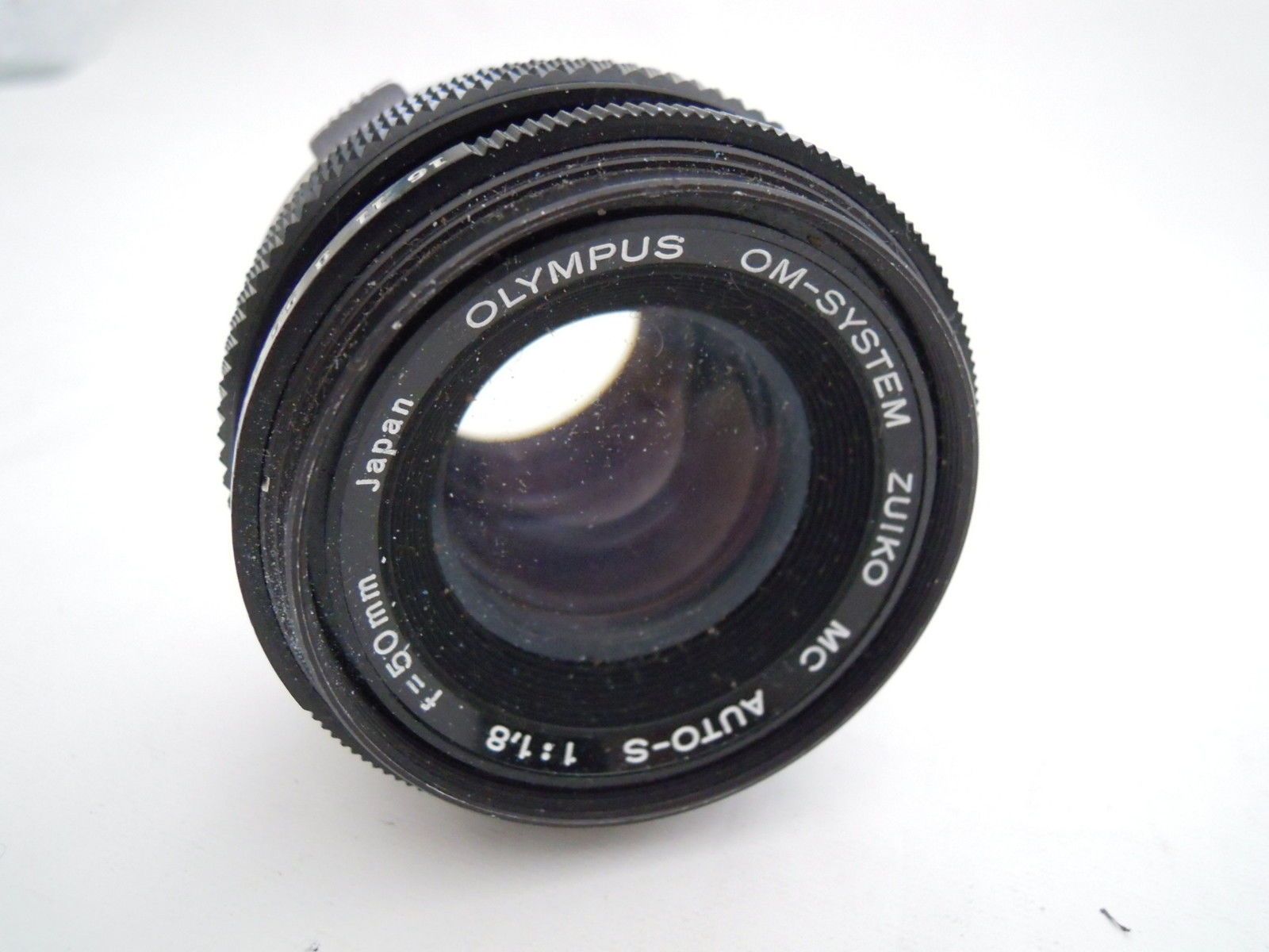 olympus 50mm f1.8 lens